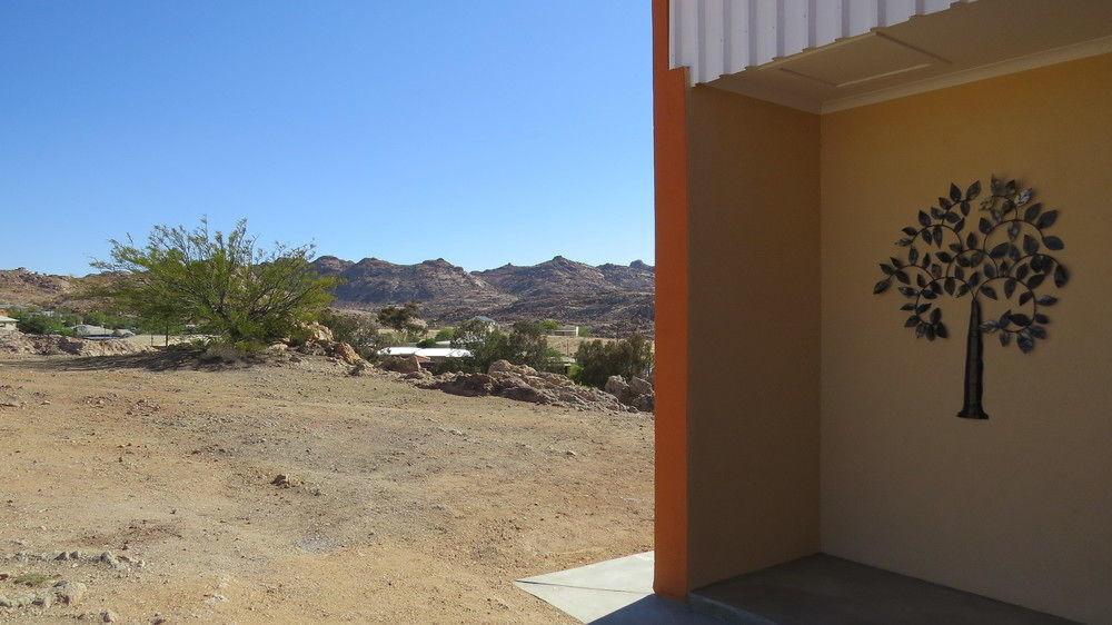 Ferienwohnung Orange House Self Catering Aus Exterior foto